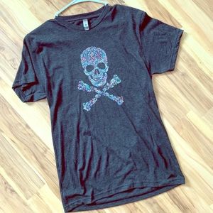 Sugar skull screen t